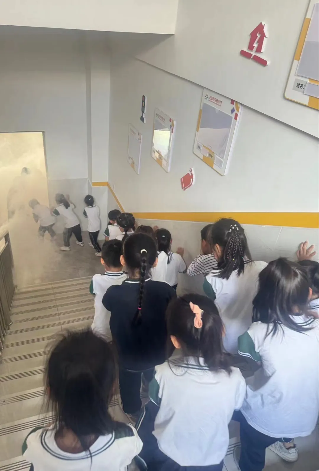 图片 4.png 图片 4.png